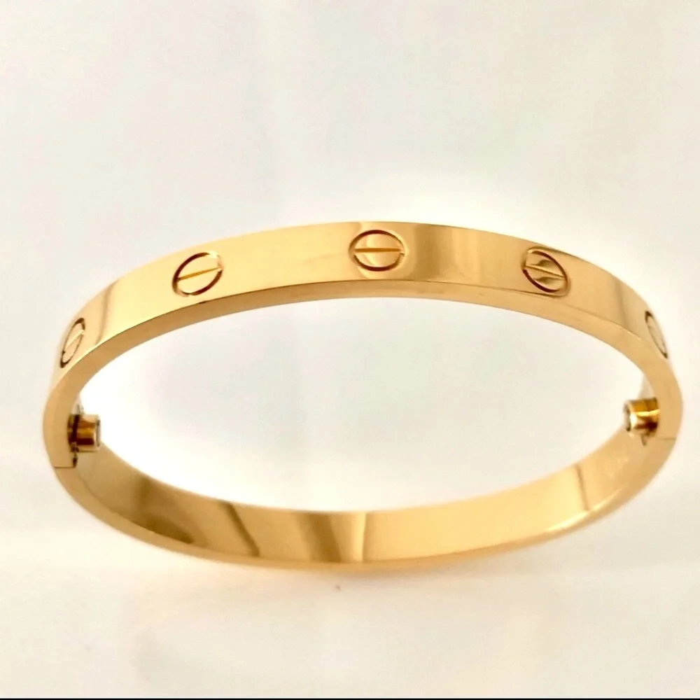 Gold Screw Classic Model Bracelet